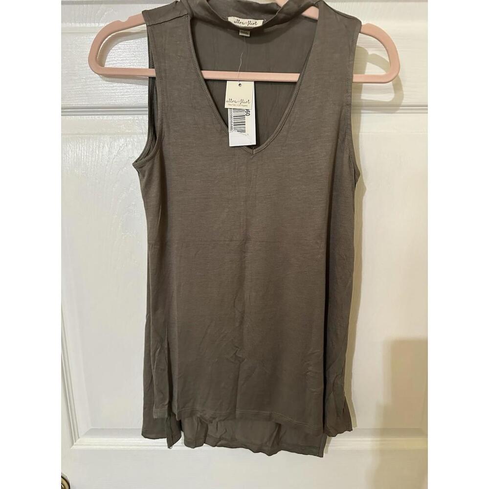 Ultra Flirt Women’s Olive Green Tank Top Size Small NWT